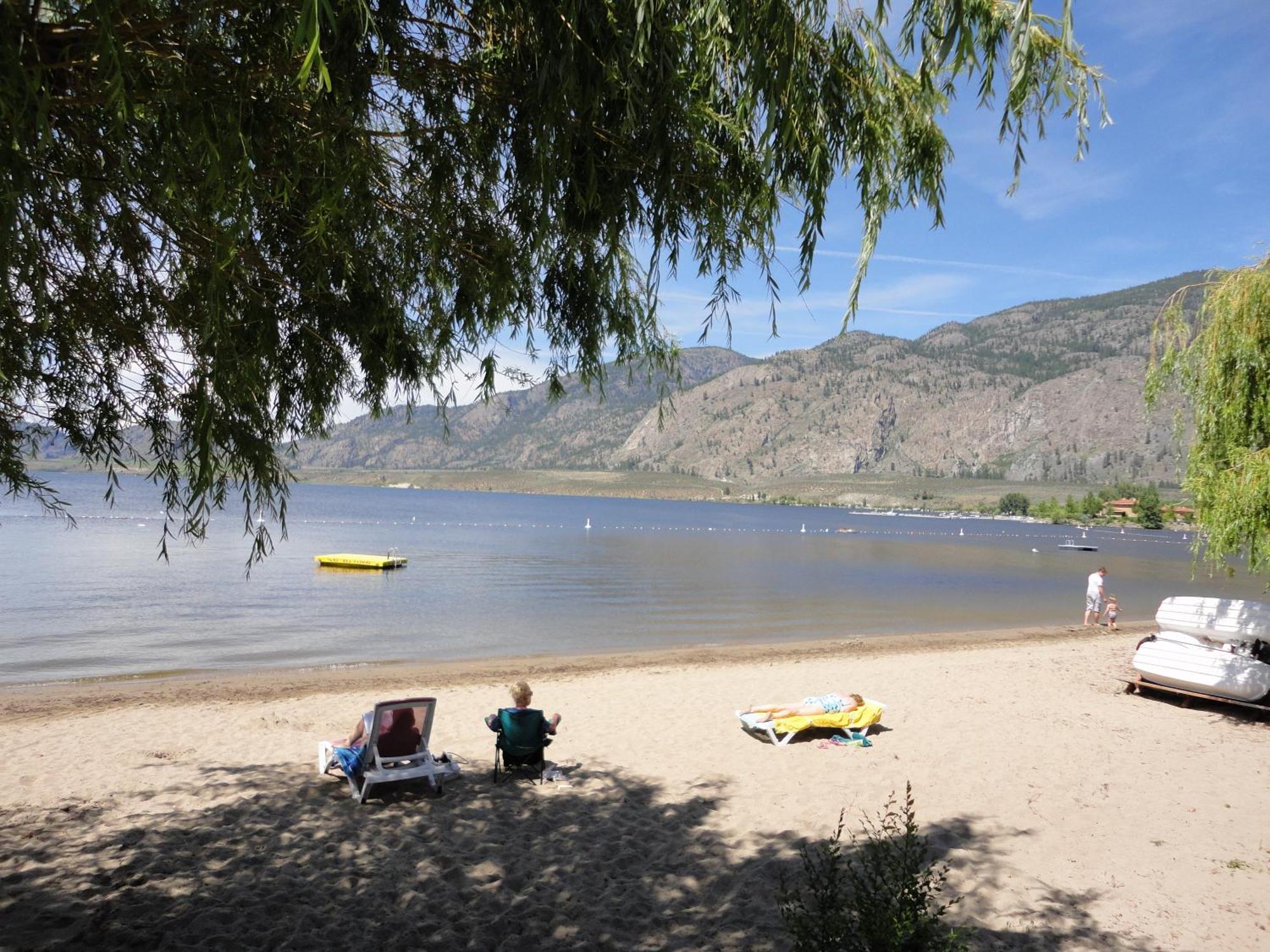 Bella Villa Resort Motel Osoyoos Exteriér fotografie